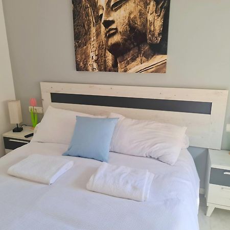 Ave Huelin 3Rooms Alojamiento Con Parking Y Ac マラガ エクステリア 写真